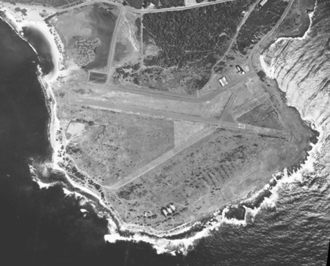 Pu'olo point and Salt Ponds in 1964