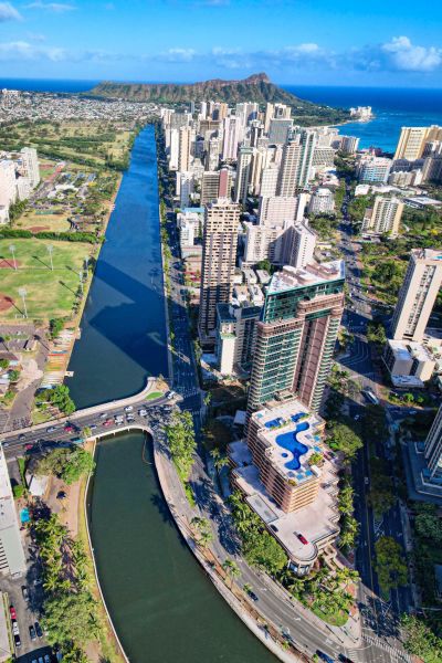 Ala Wai Canal Photo By Roy Estorpe